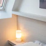 Ace - Loue - - Dichtbij En Apartment