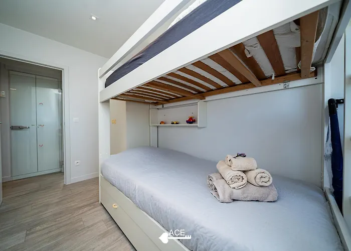 Ace - Loue - - Dichtbij En *